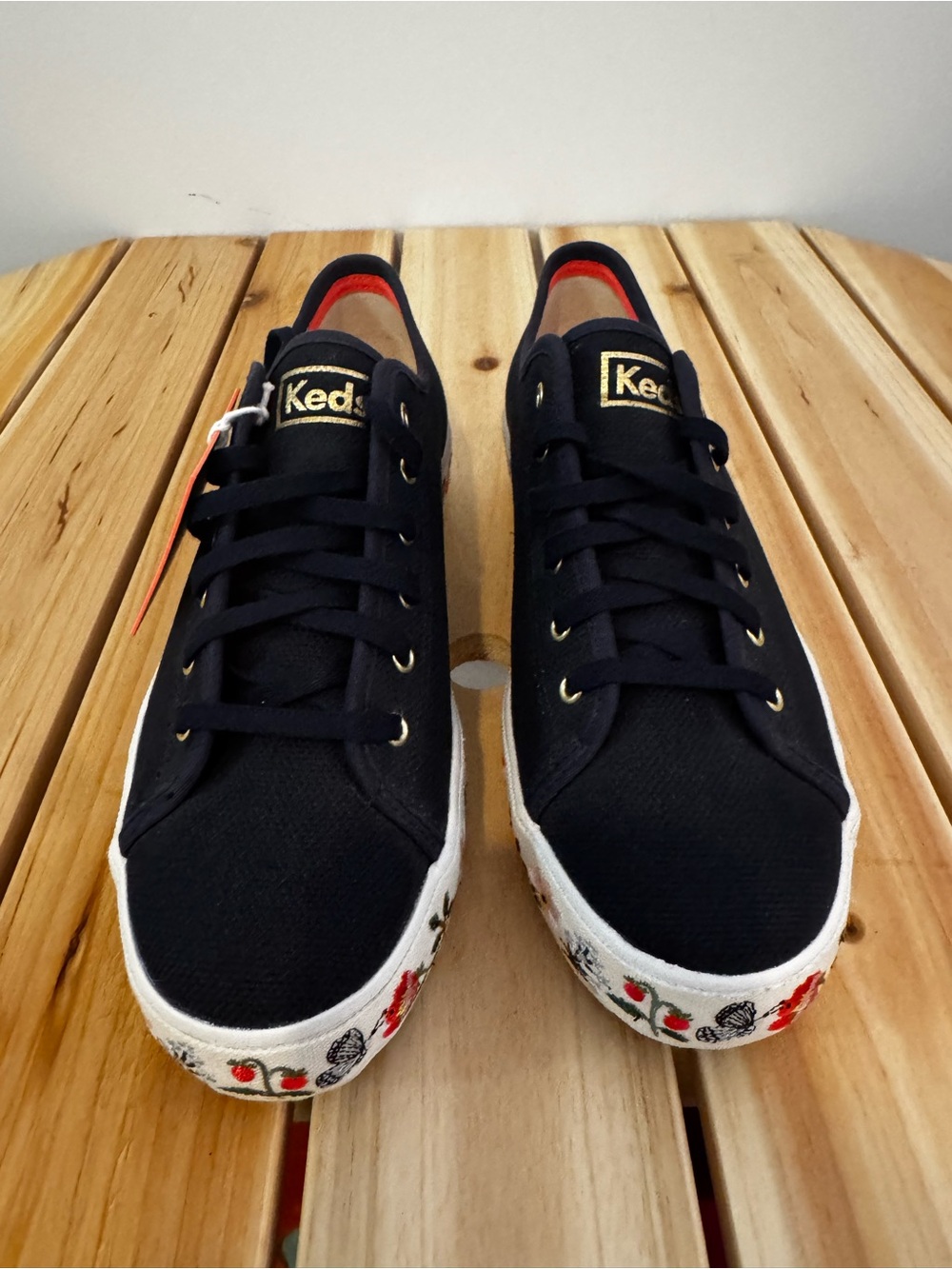 Keds Women’s Navy Canvas Sneakers with Floral-Embroidered Sole Size 9